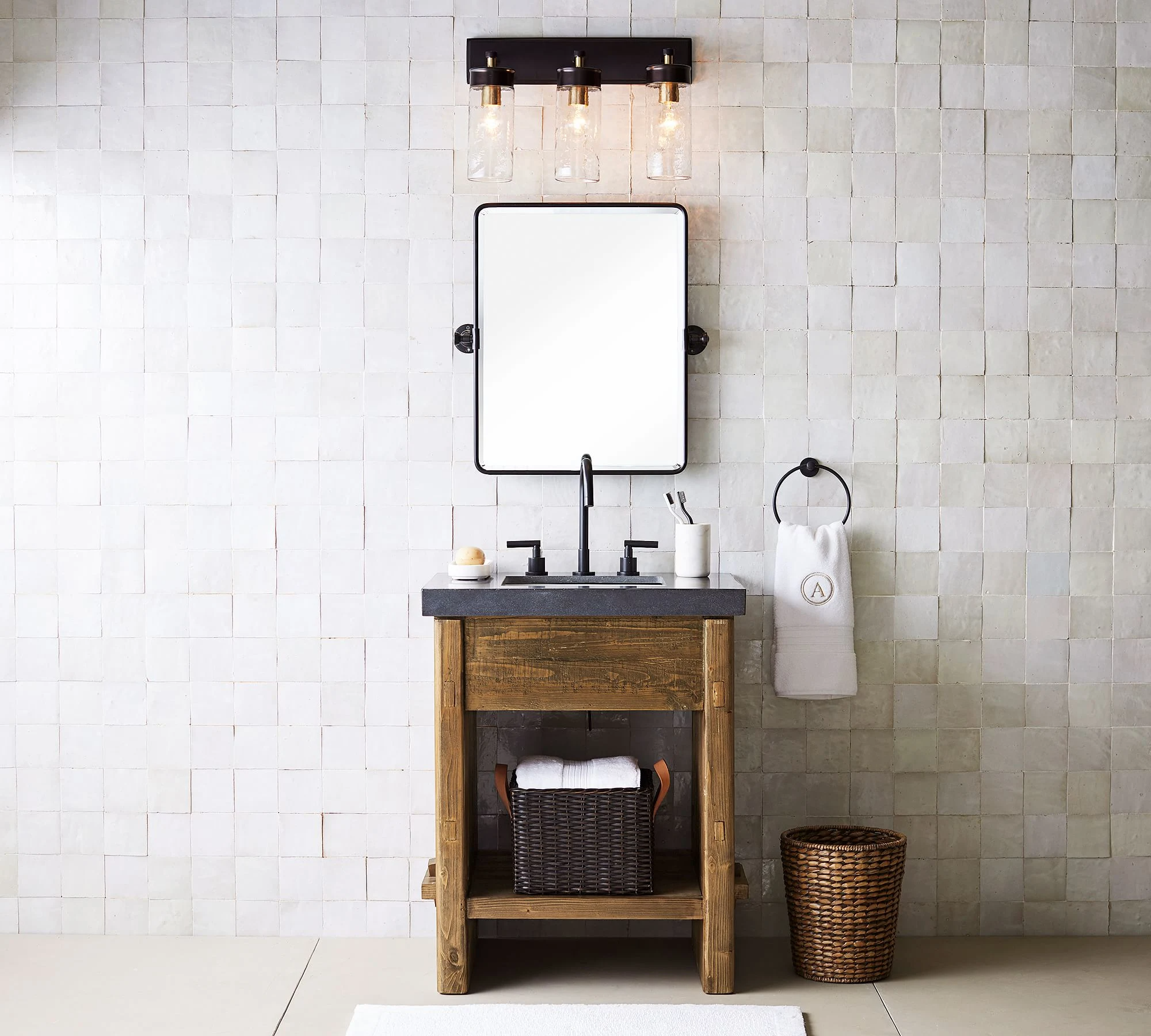 Vanzare en-gros Acasă Modern Lux Personalizat Oglindă Toaletă de baie Oglindă de baie de vânzare